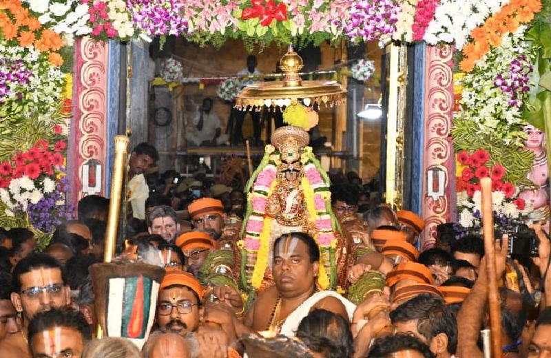 srirangam-ranganathar-temple-pagal-pathu-utsavam-begins